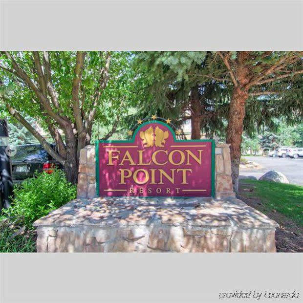 埃文 Falcon Point酒店 外观 照片